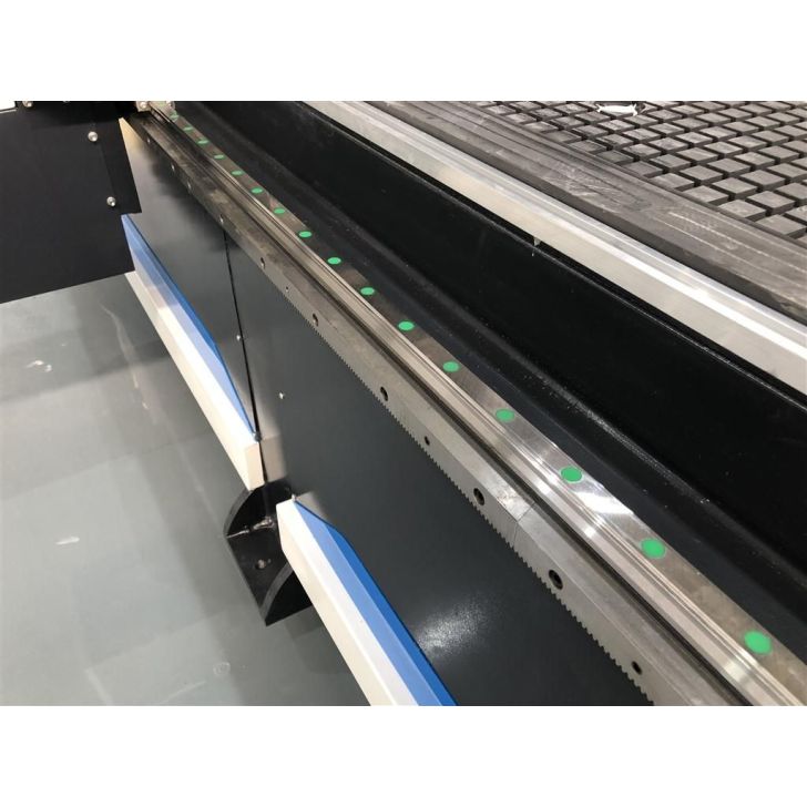 Frēzēšanas un gravēšanas iekārta WINTER CNC ROUTERMAX ATC 1325 ECO