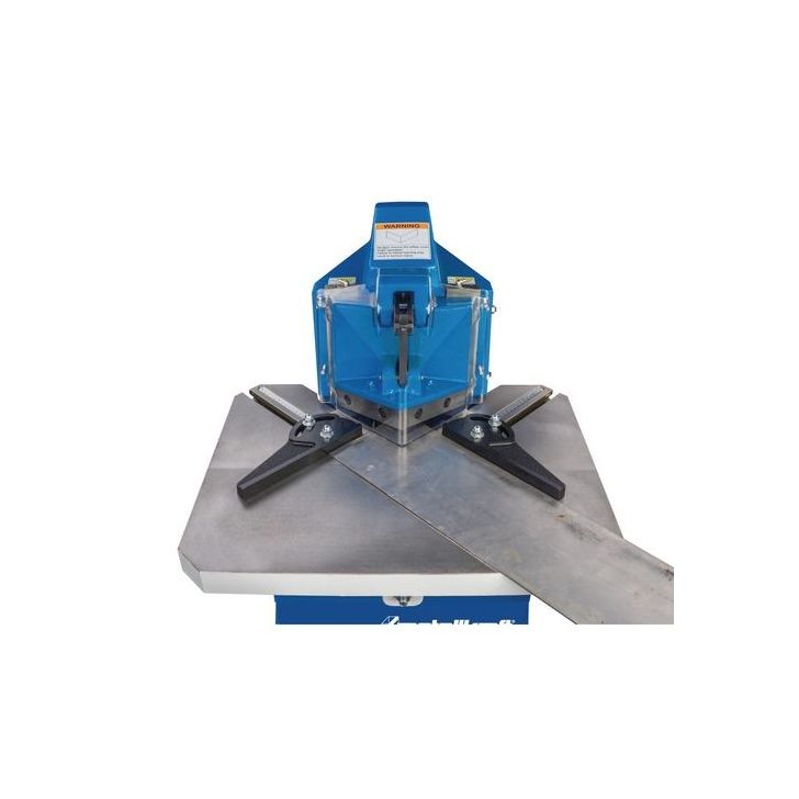 Pneumatische Ausklinkmaschine AKM 130-3 P