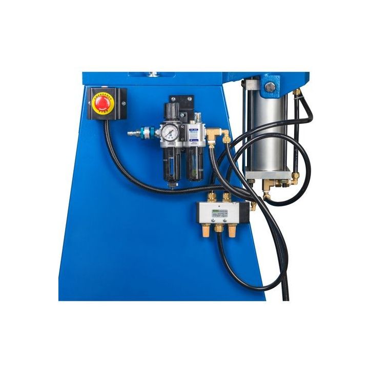 Pneimatiskā griešanas mašīna AKM 150-2 P