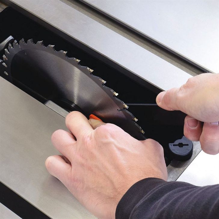 Настольная пила Laguna (мастерская)