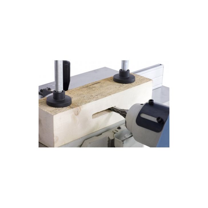 Horizontālais urbis / tapotājs Bernardo LBM 220