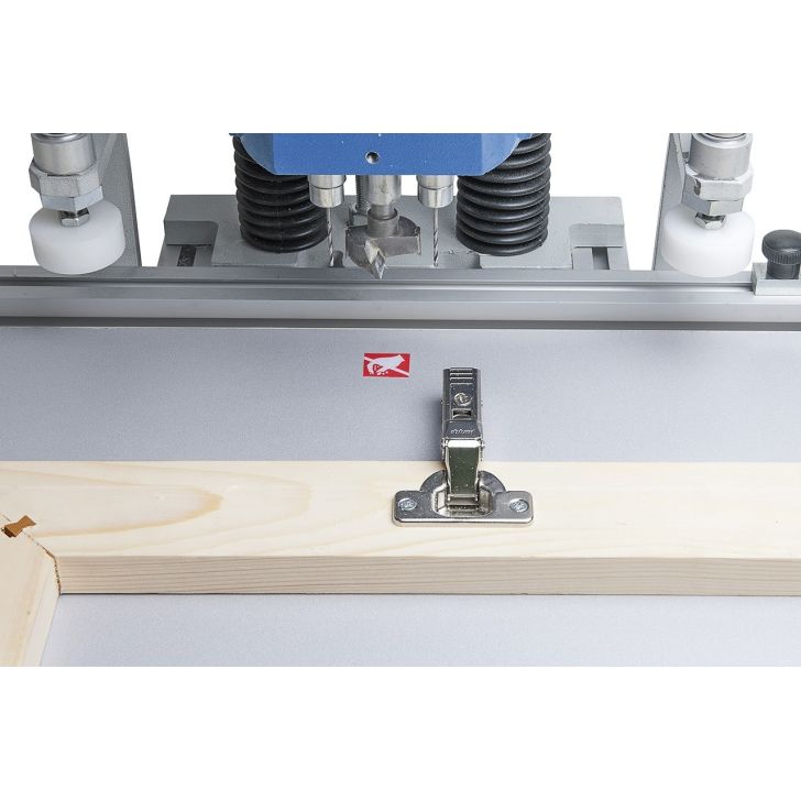 Eņģu urbšanas iekārta Bernardo BBM 35 M