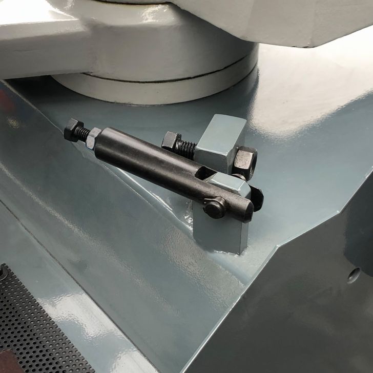 Ленточная пила STILER BS 260G