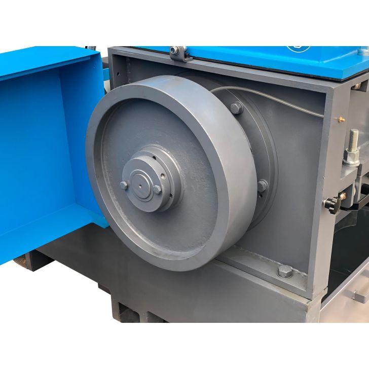 Shredder / chipper 15 kW