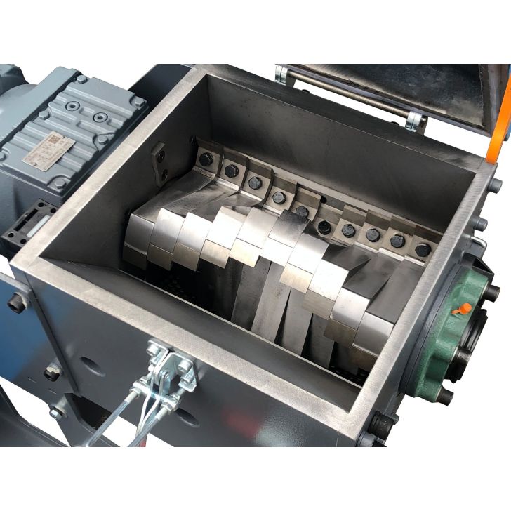 Shredder / chipper 1.5 kW