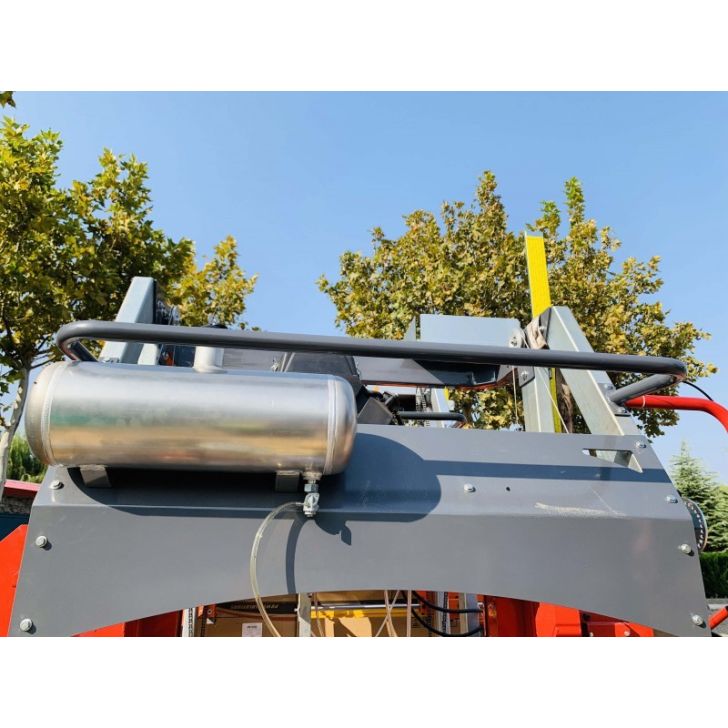 Horizontal band saw OPTIMAT TMC 910