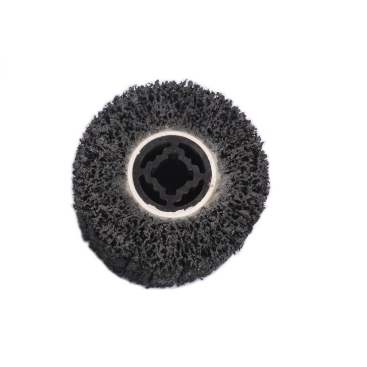 Non-woven brush roll for polishing machine