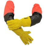 Gloves for sandblasting equipment