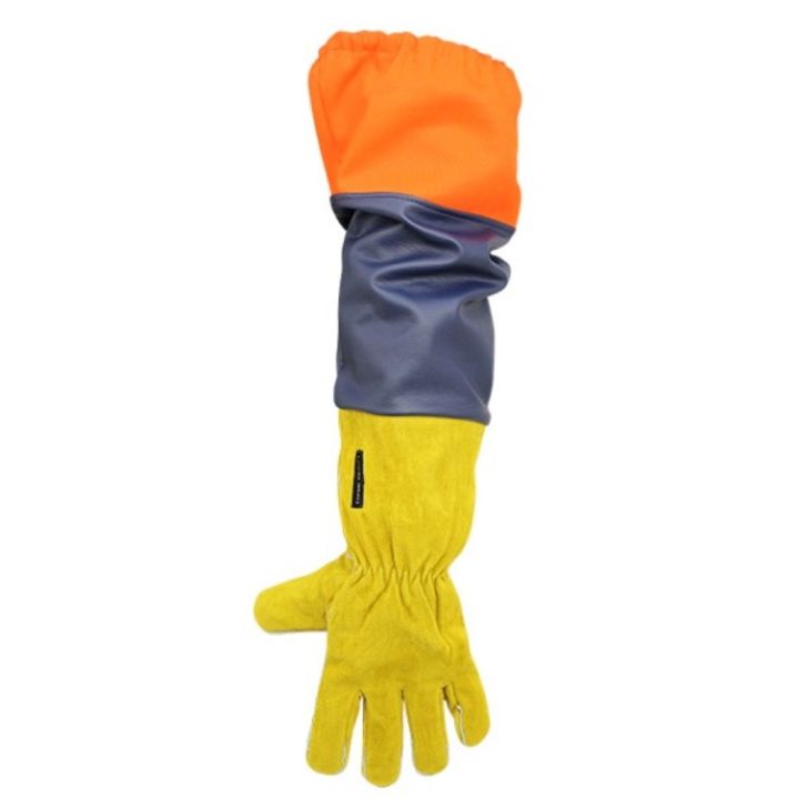 Gloves for sandblasting equipment