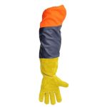 Gloves for sandblasting equipment