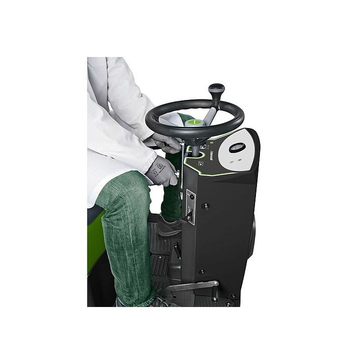 Подметальная машина Cleancraft АУКМ 800