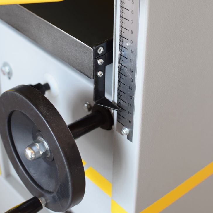 Straightener / thickness planer with spiral blade shaft BHM-250PRO (400V)