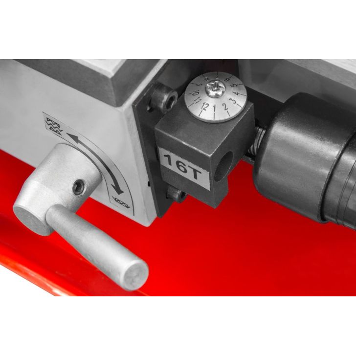 Станок токарный по металлу Holzmann ED 300 ECO (230В)