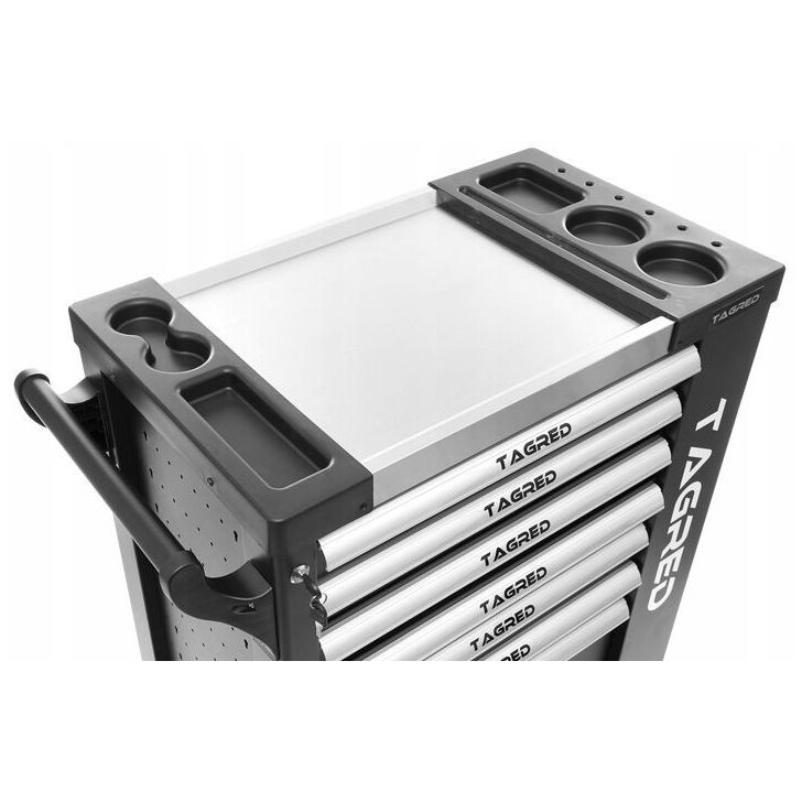 Instrumentu skapis 7 atviktnes