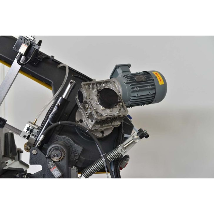 Полуавтоматическая ленточная пила BMSY-270DG.