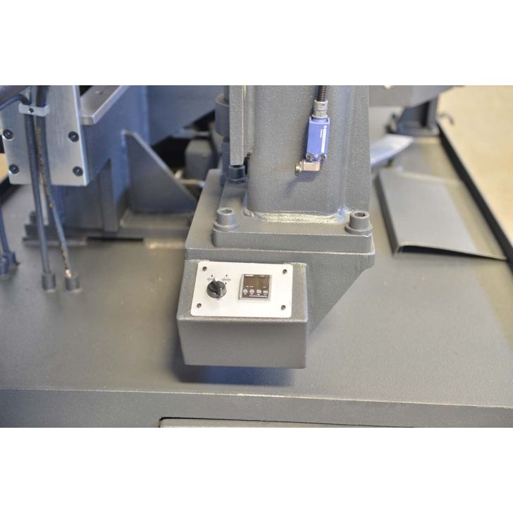 Semi-automatic band saw BMSY-540CGH