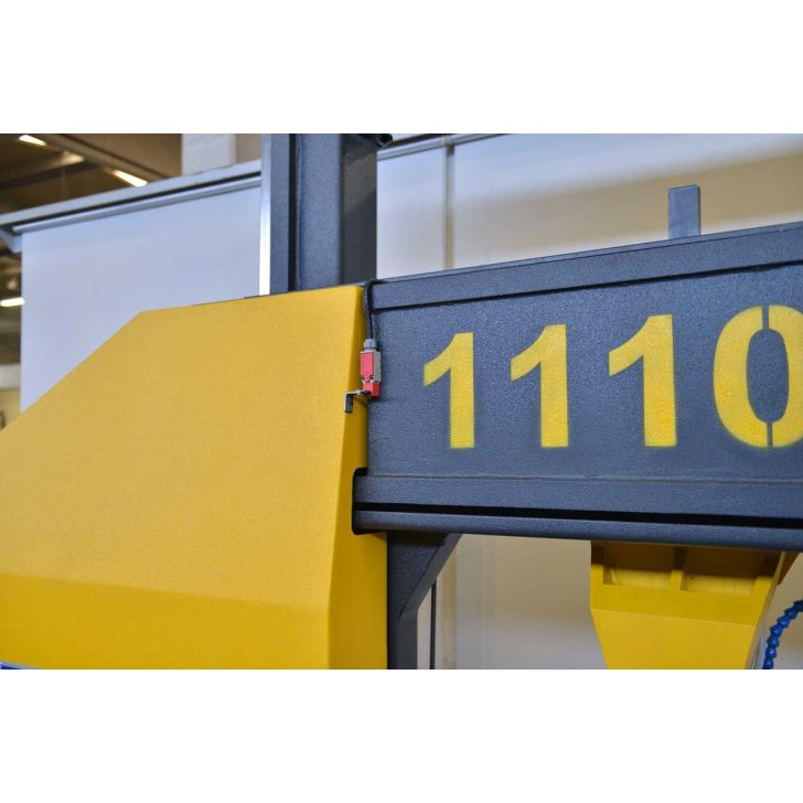Semi-automatic band saw BMSY-1113C