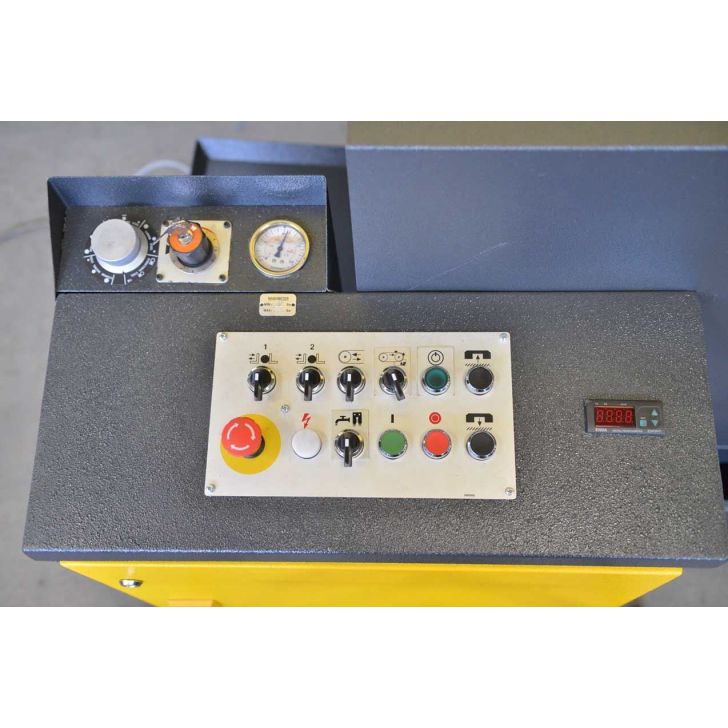 Semi-automatic band saw BMSY-1113C