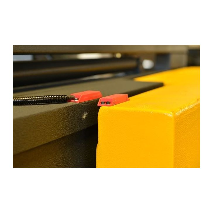 Pusautomātiskais lentzāģis BMSY 1515C