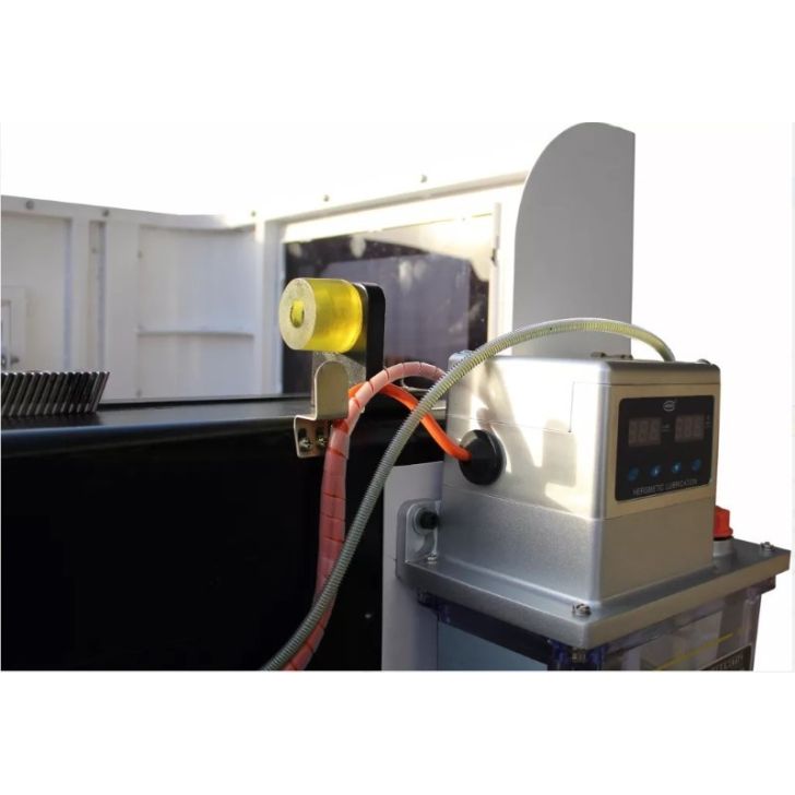 Milling machine CNC 1530 6kW INDUSTRY, Becker KVT 3.140