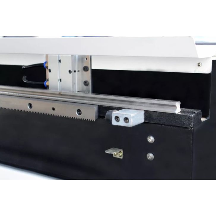 Фрезерный станок CNC 1530 6кВт INDUSTRY, Becker KVT 3.140