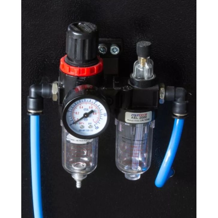 ALU600 Semi-automatic disc cutter for cutting PVC and aluminum profiles + roller tables 2 x 300cm