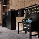 Workbench Logan All Black