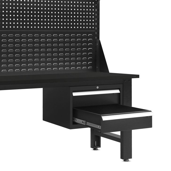 Workbench Logan All Black
