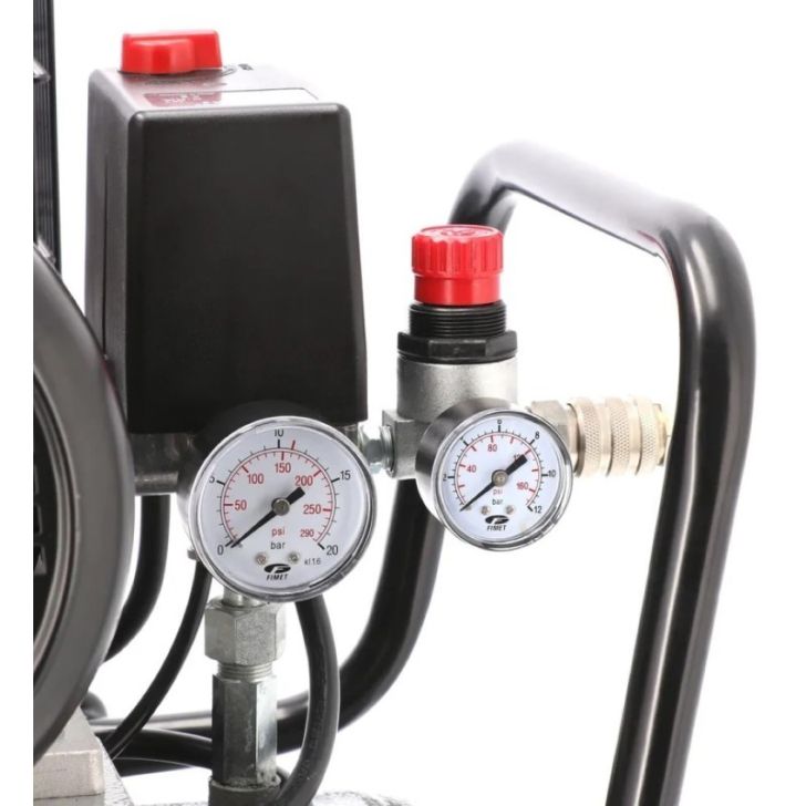 Kompresors HK 650-90 11 bar 5,5 Zs 490 l / min 90 l