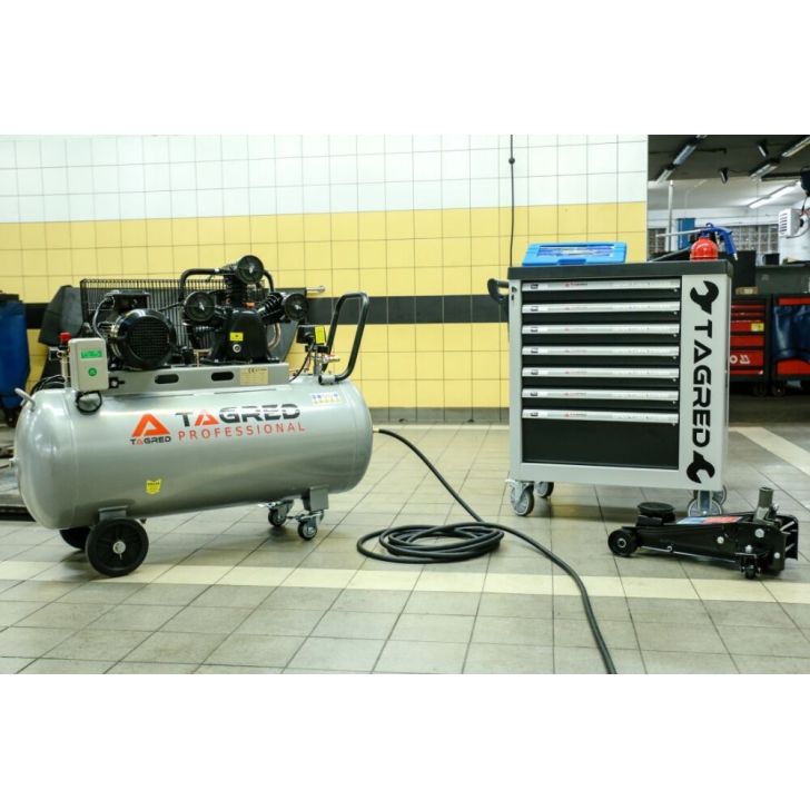 Компрессор 300л, 1500 л/мин, 9,5кВт/5,5кВт, 3 цилиндра, 400В, 8 бар