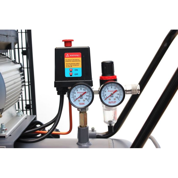 Compressor 100L, 510 l/min, 3.5 kW/2.6 kW, 3 cylinders, 230V, 10 bar