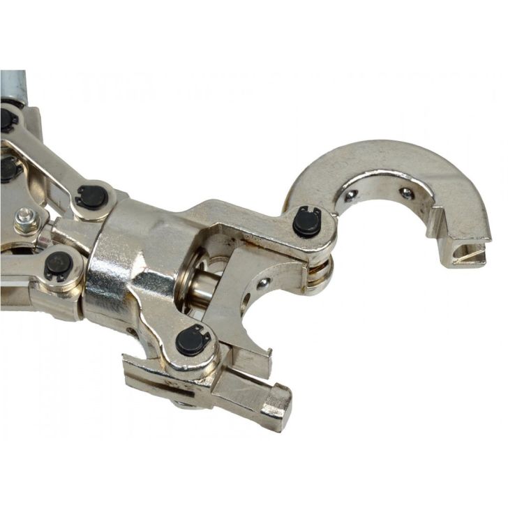 Manual press for pressing 16-32 mm pipes