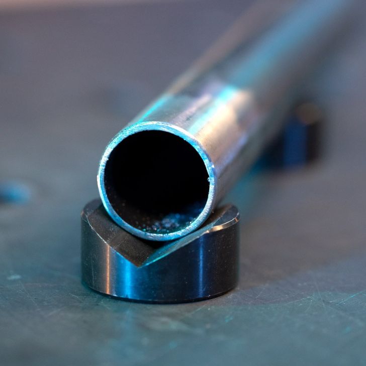 Metināšanas galds ar metināšanas galda piederumu komplekts D22