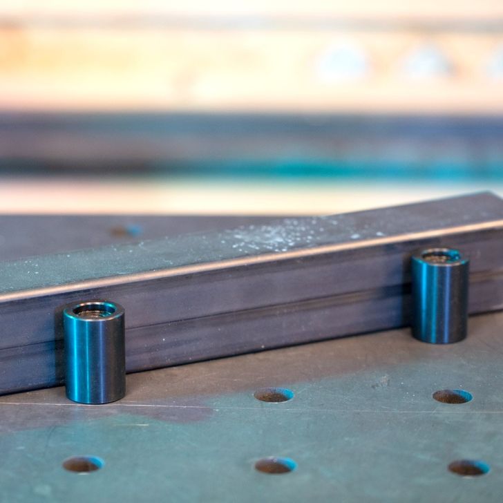 Metināšanas galds ar metināšanas galda piederumu komplekts D22