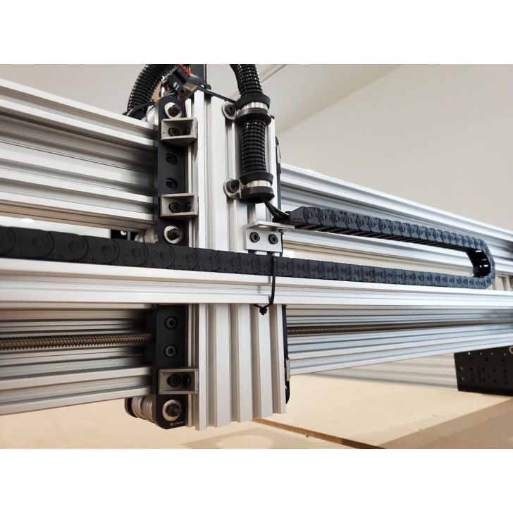 CNC Фрезерно-гравировальный станок Свинцовый CNC Openbuilds 1500x1500