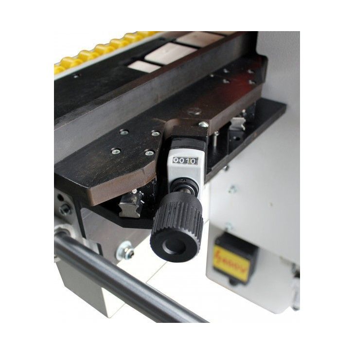 OPTIMAT TWO/PUR apmales iekārta ar iepriekšēju frēzēšanu un stūru profilēšanu