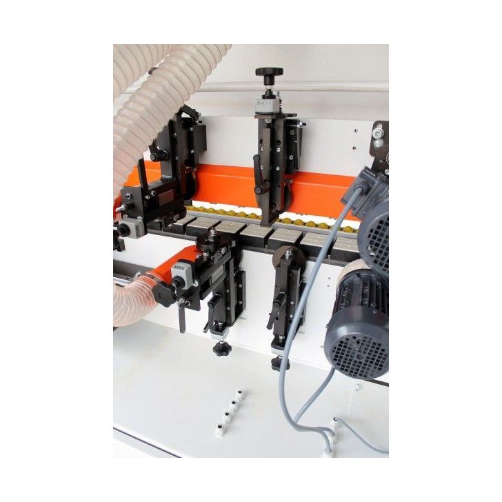 OPTIMAT TWO malu apstrādes iekārta ar priekšfrēzēšanu un stūru savienošanu