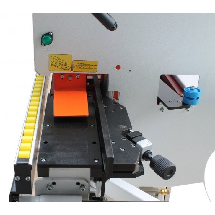 Kompaktas apmales apstrādes iekārtas ar iepriekšēju frēzēšanu OPTIMAT ONE ciklons, pulēšanas iekārta