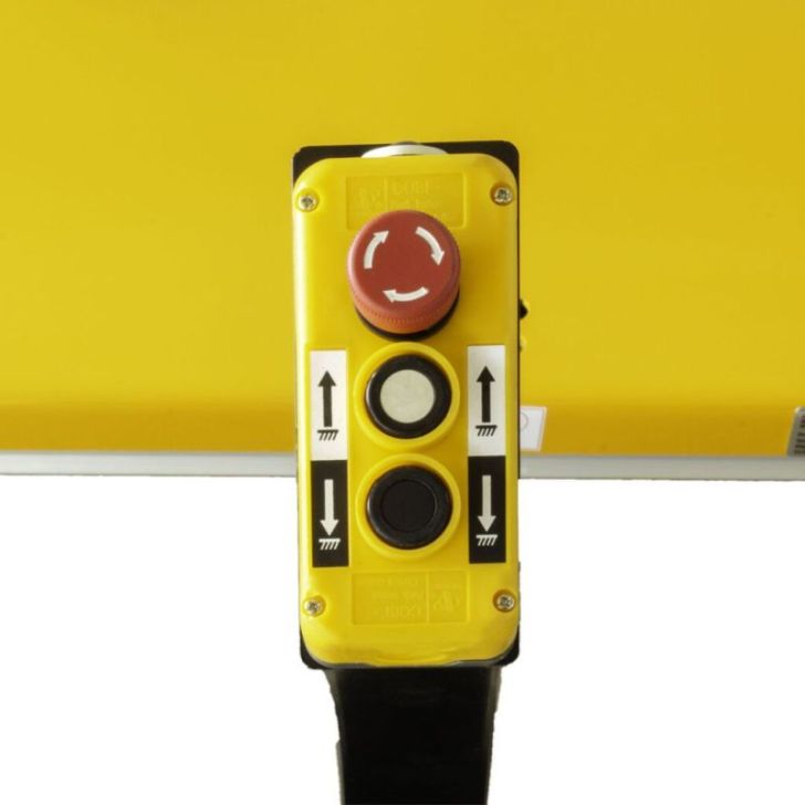 SNNU3000 - U veida paliktņu pacelšanas galds 3000 kg