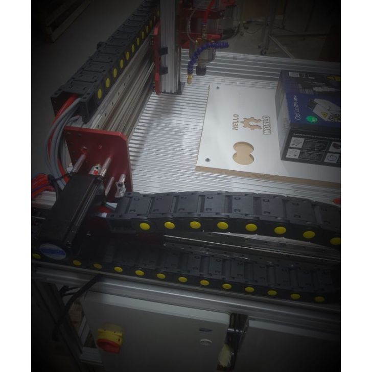 Frēzmašīna CNC PRO LEAD MGN 1010 (810x810x100mm)