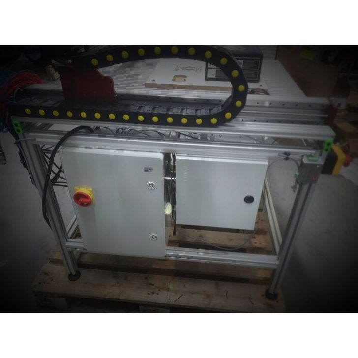 Frēzmašīna CNC PRO LEAD MGN 1010 (810x810x100mm)