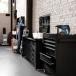 Melna riteņu rīku kaste darbnīcai JOE All Black 680 x 995 x 460 mm