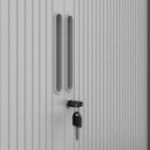 Metāla biroja dokumentu skapis ar rullo žalūzijām DAMIAN, 900 x 1850 x 450 mm, pelēks