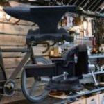 Instrumentu komplekts (lakta 5kg, skrūvspīles 100mm, atslēgas)