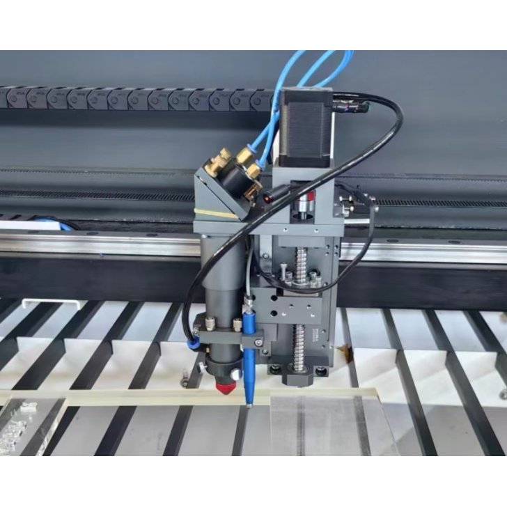 CO2 lāzera ploteris 130W UG-1325L 2500x1300mm + piederumi