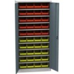 Universāls skapis ar plastmasas tvertnēm