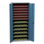 Universāls skapis ar plastmasas tvertnēm