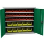 Universāls skapis ar plastmasas tvertnēm