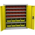 Universāls skapis ar plastmasas tvertnēm