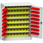 Darbnīcas skapis ar plastmasas kastēm